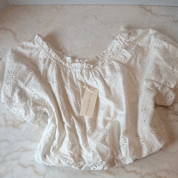 Jennifer & Grace Tops - 🤍 NWT JENNIFER AND GRACE WHITE EYELET OFF THE SHOULDER TOP! 🤍🤍